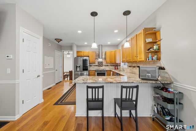 1932 Hartford Turnpike, North Haven, CT 06473