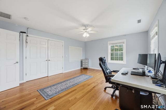 1932 Hartford Turnpike, North Haven, CT 06473