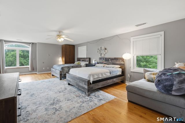 1932 Hartford Turnpike, North Haven, CT 06473