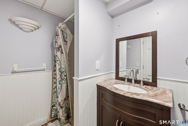 1932 Hartford Turnpike, North Haven, CT 06473