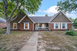 406 ASHLEY DR, Collierville, TN 38017