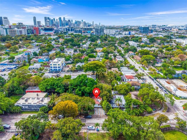 270-272 NW 35th St, Miami, FL 33127