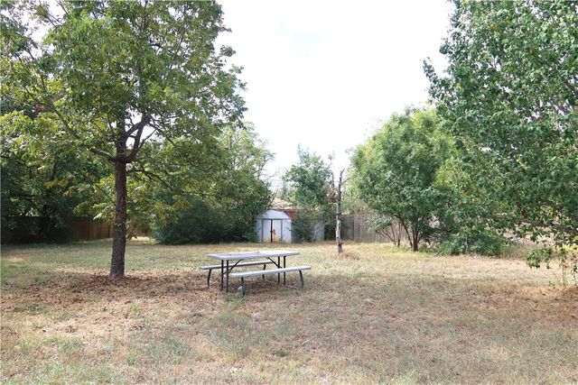 1008 Puryear Drive, College Station, TX 77840