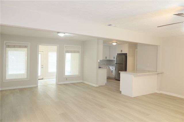 1008 Puryear Drive, College Station, TX 77840