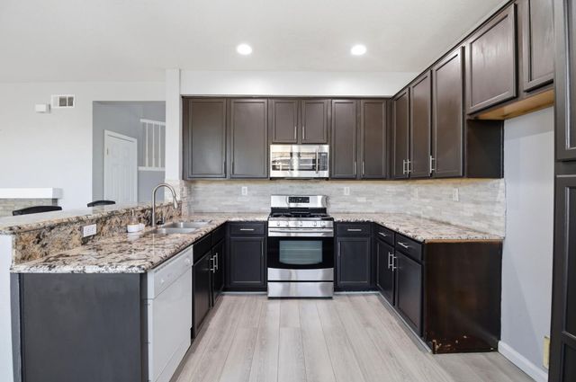 467 Calcite Ave, Lathrop, CA 95330