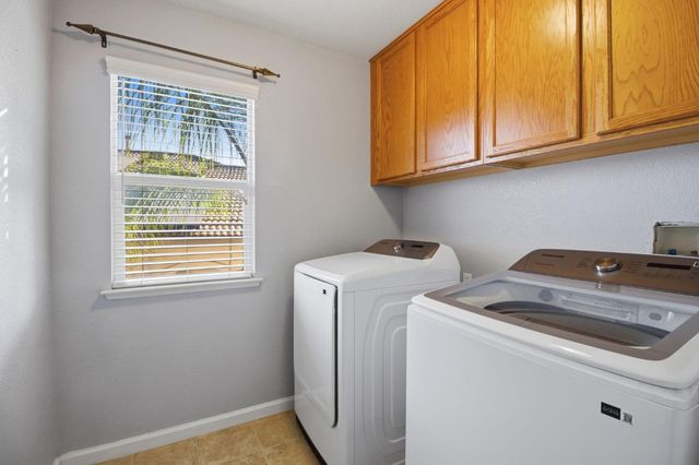 467 Calcite Ave, Lathrop, CA 95330