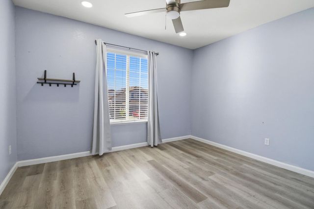 467 Calcite Ave, Lathrop, CA 95330