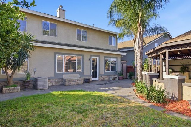 467 Calcite Ave, Lathrop, CA 95330