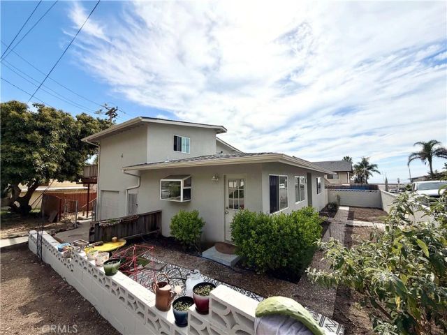 6840 W Santa Barbara, Ventura, CA 93001