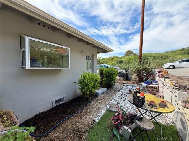 6840 W Santa Barbara, Ventura, CA 93001