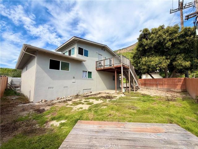6840 W Santa Barbara, Ventura, CA 93001
