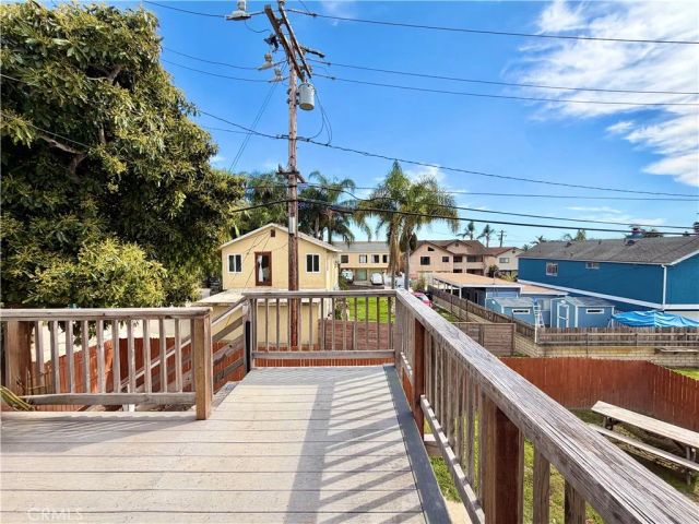 6840 W Santa Barbara, Ventura, CA 93001