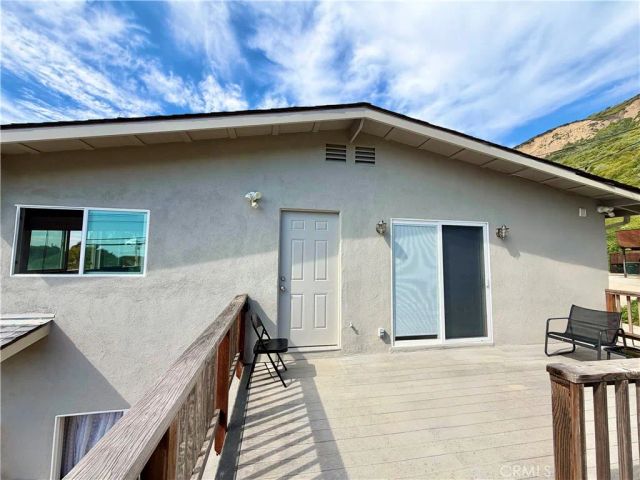 6840 W Santa Barbara, Ventura, CA 93001