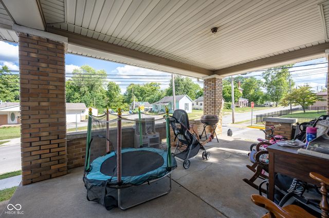 302 N College Avenue, Greencastle, IN 46135