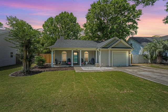 1938 Armory Drive, Mount Pleasant, SC 29466