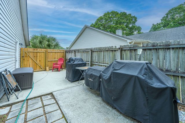 1938 Armory Drive, Mount Pleasant, SC 29466