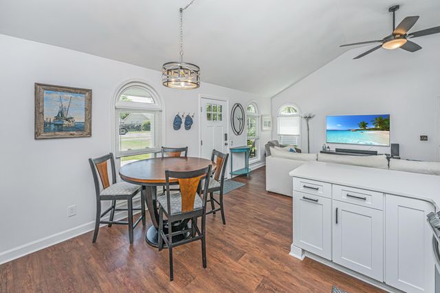 1938 Armory Drive, Mount Pleasant, SC 29466