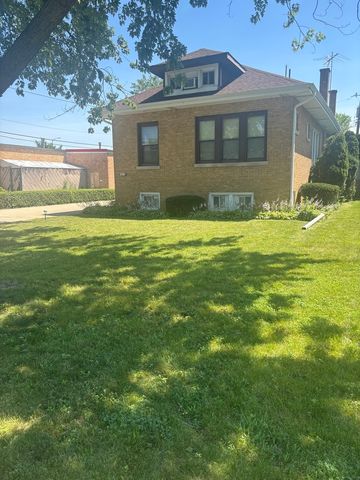 4825 W Jarlath Street, Lincolnwood, IL 60712