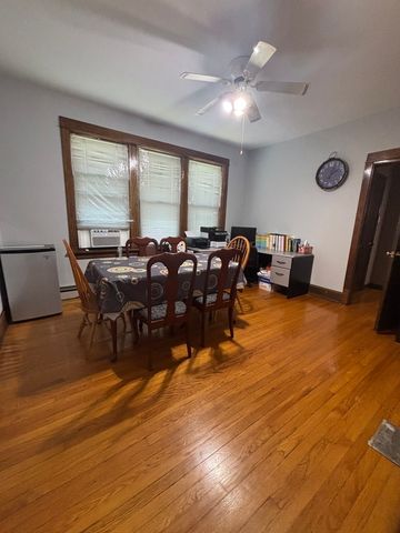 4825 W Jarlath Street, Lincolnwood, IL 60712
