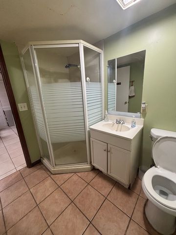 4825 W Jarlath Street, Lincolnwood, IL 60712