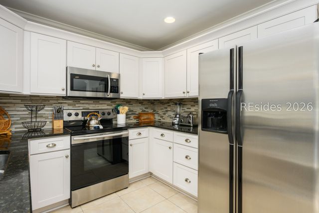 91 Lawton Rd, Hilton Head Island, SC 29928
