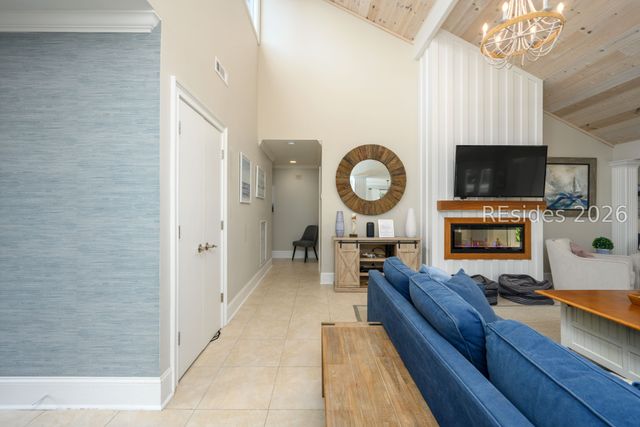 91 Lawton Rd, Hilton Head Island, SC 29928