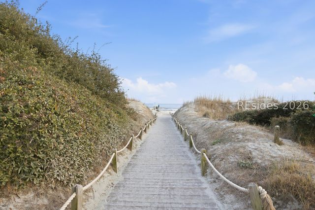 91 Lawton Rd, Hilton Head Island, SC 29928