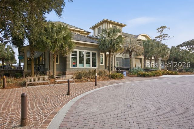 91 Lawton Rd, Hilton Head Island, SC 29928