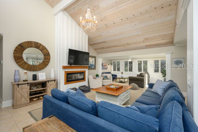 91 Lawton Rd, Hilton Head Island, SC 29928