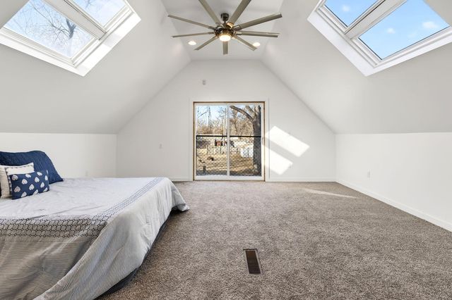 618 N 40 Street, Council Bluffs, IA 51501