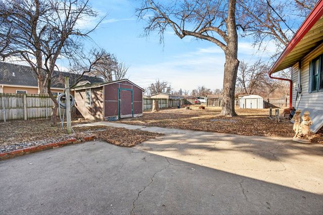 618 N 40 Street, Council Bluffs, IA 51501