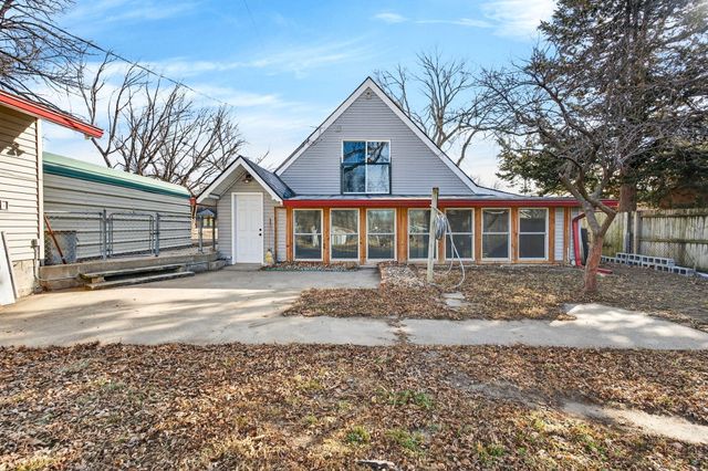 618 N 40 Street, Council Bluffs, IA 51501