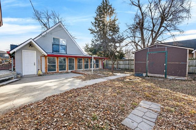 618 N 40 Street, Council Bluffs, IA 51501