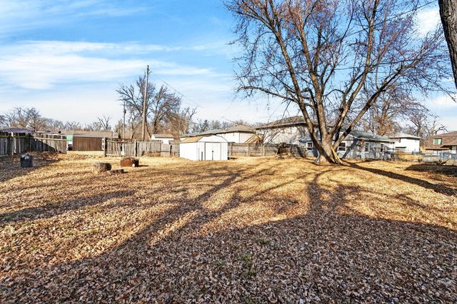 618 N 40 Street, Council Bluffs, IA 51501