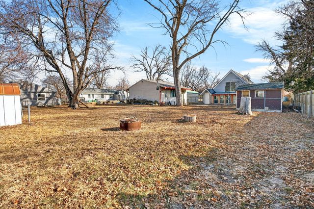 618 N 40 Street, Council Bluffs, IA 51501