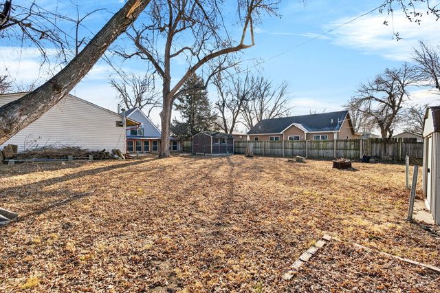 618 N 40 Street, Council Bluffs, IA 51501