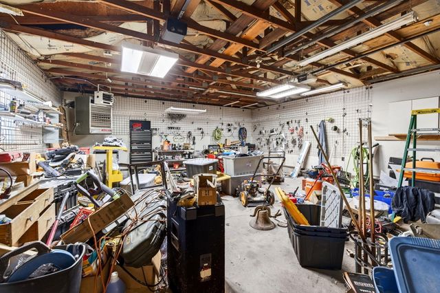 618 N 40 Street, Council Bluffs, IA 51501