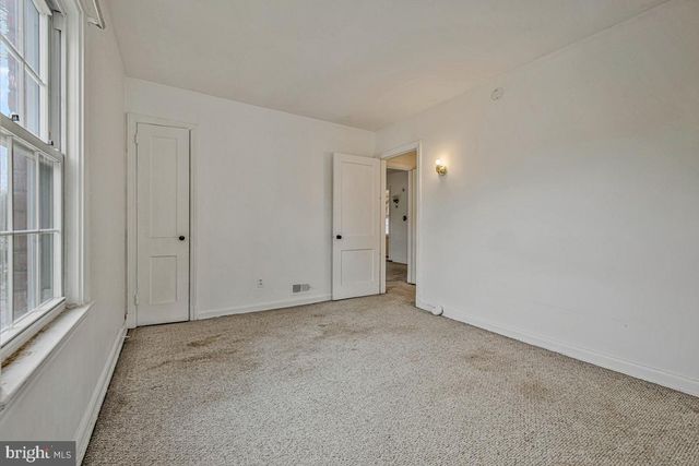 3518 LONGFELLOW ST, Hyattsville, MD 20782