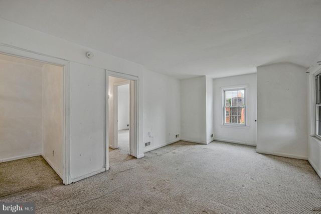 3518 LONGFELLOW ST, Hyattsville, MD 20782