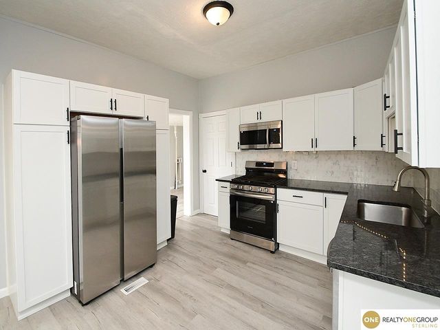 550 N 32nd Street, Council Bluffs, IA 51501