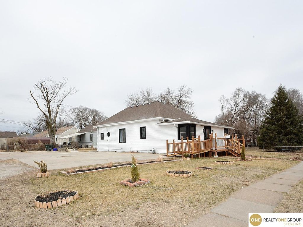 550 N 32nd Street, Council Bluffs, IA 51501