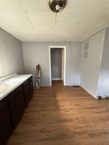 289 Emerson Street, Rochester, NY 14613