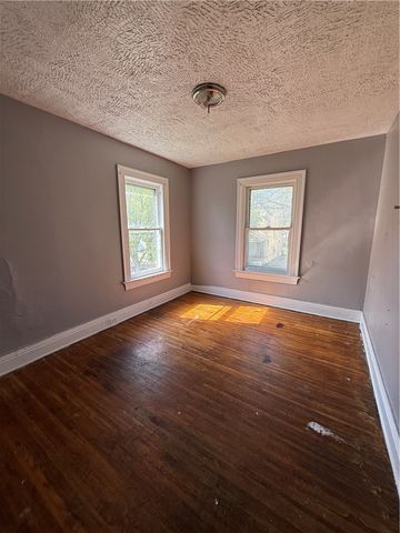 289 Emerson Street, Rochester, NY 14613