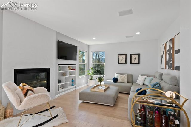 17010 Mountain Lake Drive, Monument, CO 80132