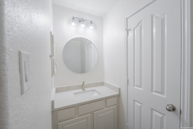 227 Waxberry TRL, San Antonio, TX 78256