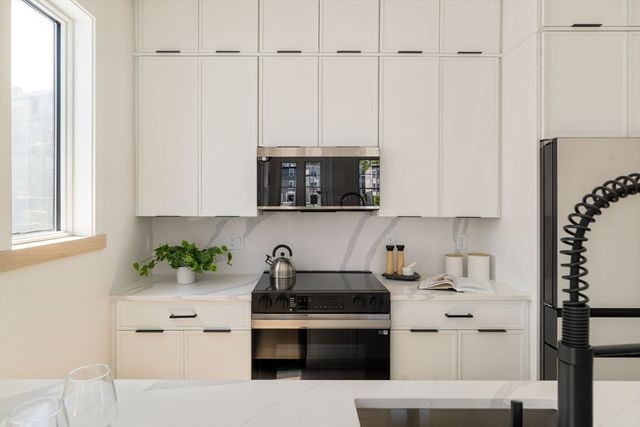 140 Shirley Street 202, Winthrop, MA 02152