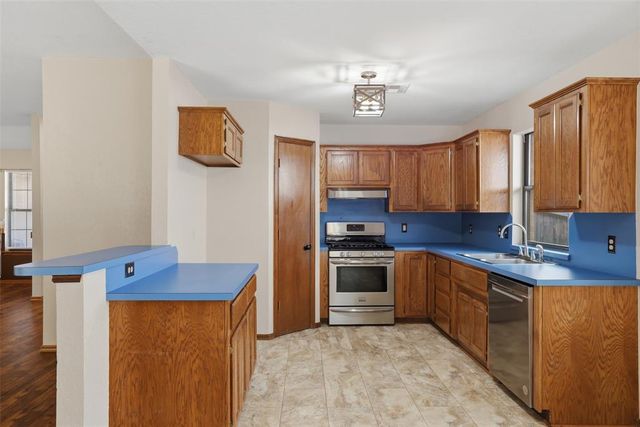 10809 Ashton Terrace, Midwest City, OK 73130