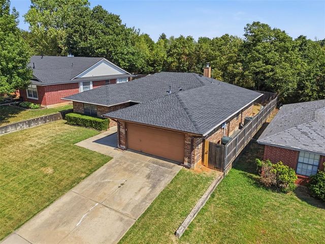 10809 Ashton Terrace, Midwest City, OK 73130