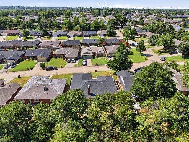10809 Ashton Terrace, Midwest City, OK 73130