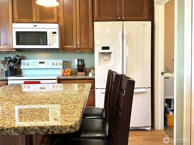 3710 W 7th Street, Anacortes, WA 98221